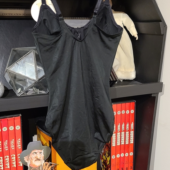 Wacoal Body Suede Shape Wear NWT - Picture 4 of 9